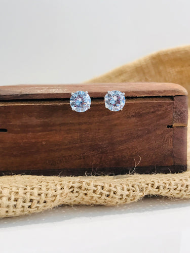Plain Solitaire Stud Earrings